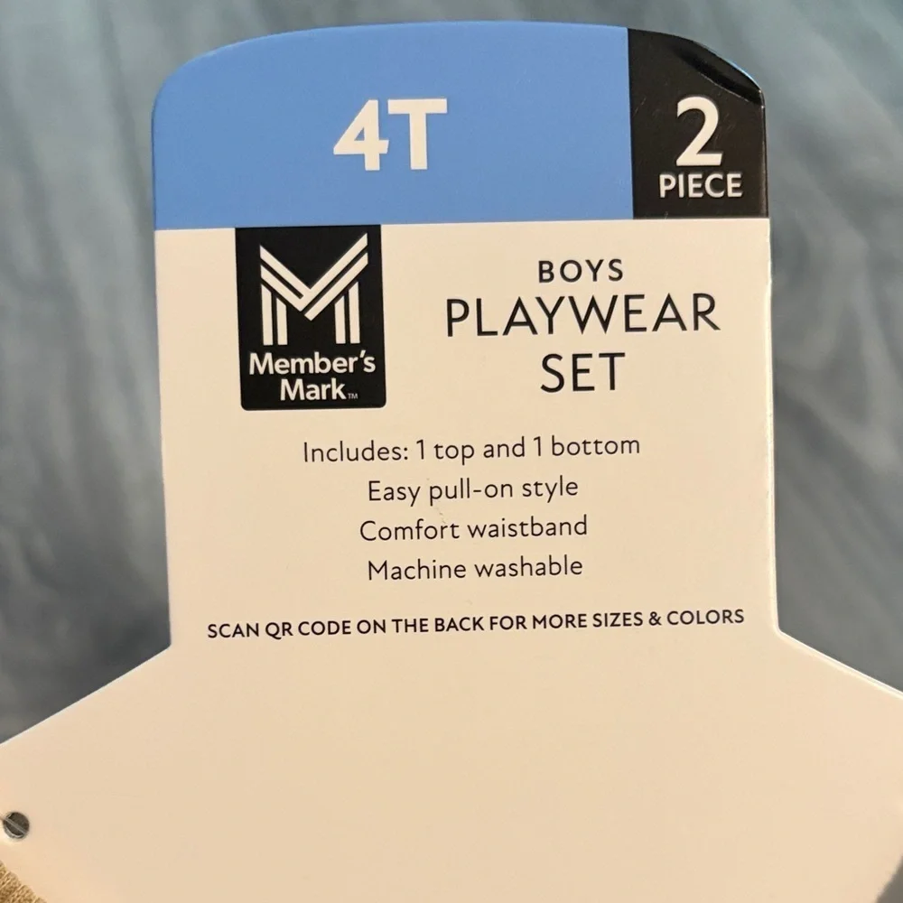 Member’s  Mark Kids' 2 piece playwear set Size 4T